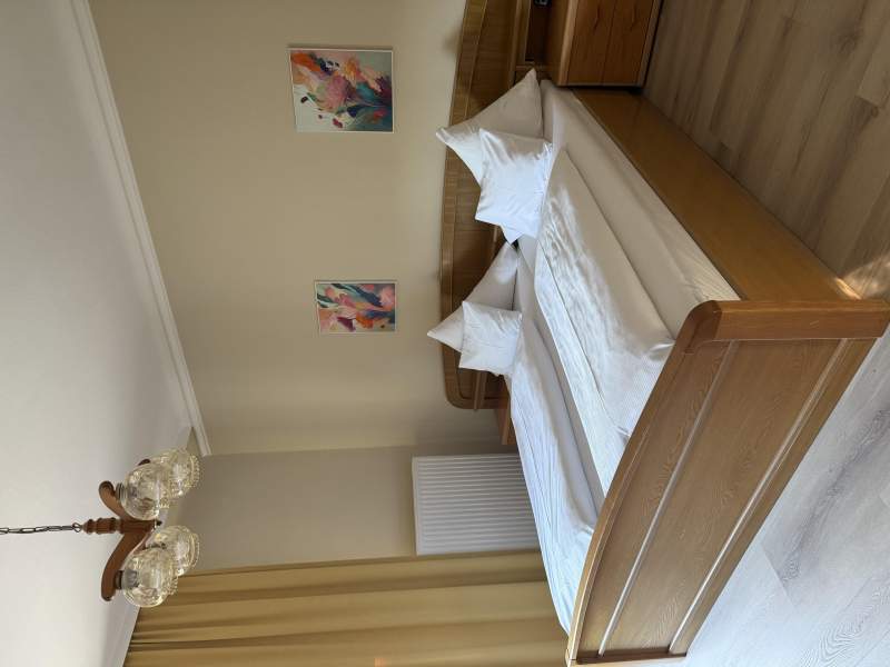 6e0235b3-8720-4a9d-adc3-ec30de088724