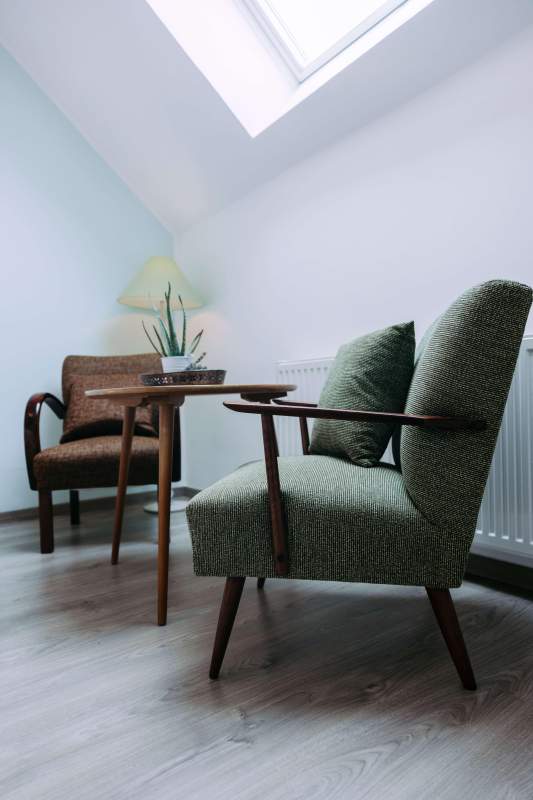 8d649647-61ba-484d-965f-f7f126078028