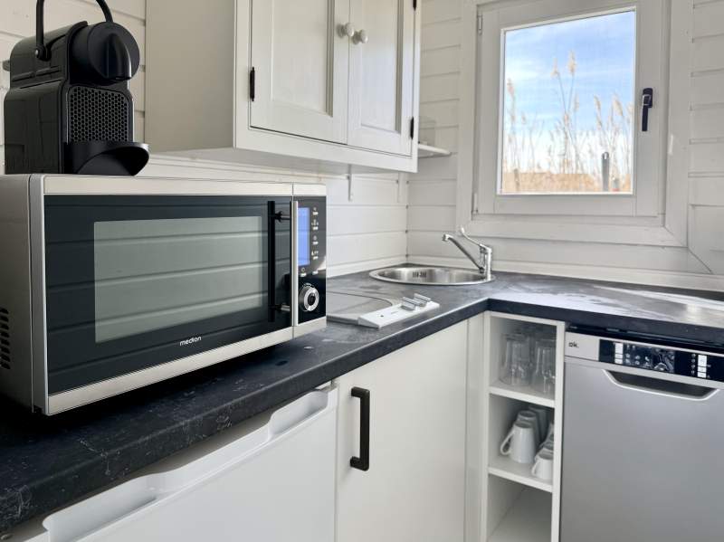 154e41c6-393a-459f-9bd8-a6f0a7cef5ad