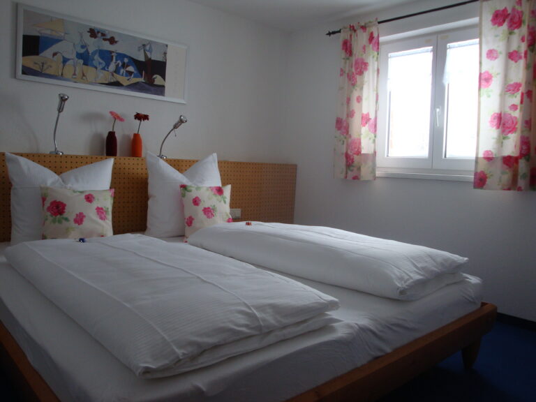 schlafzimmer3-768x576