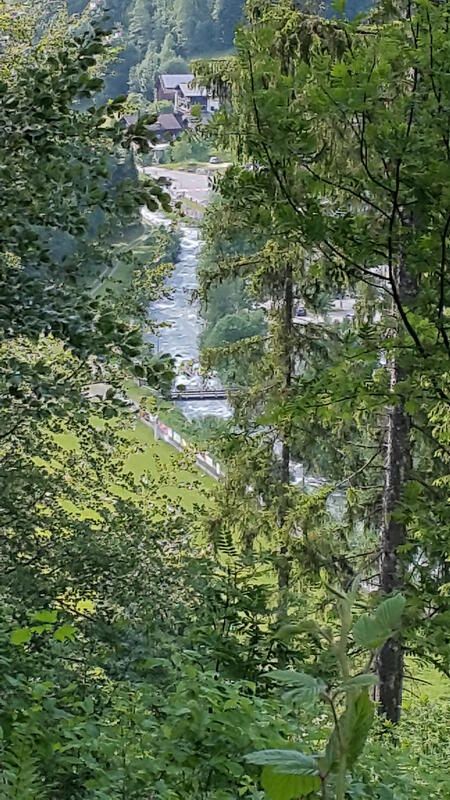 photo-uid-146-1645560669