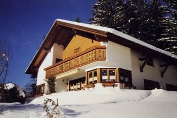 photo-uid-83-1354807917