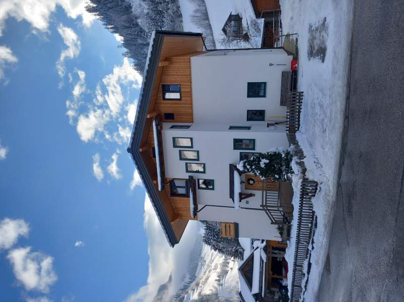 6c11731d-c7a3-4c41-a810-7bd9bdee7e0c