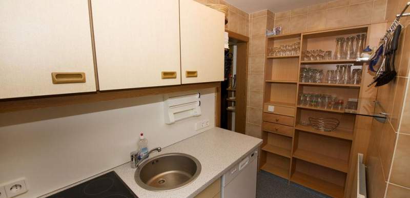 b2056121-b5df-48ae-8cc6-7c48100cf2e3