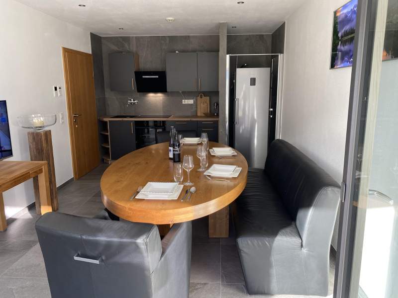 e4735483-84be-438d-8dfe-97a6774f26b7