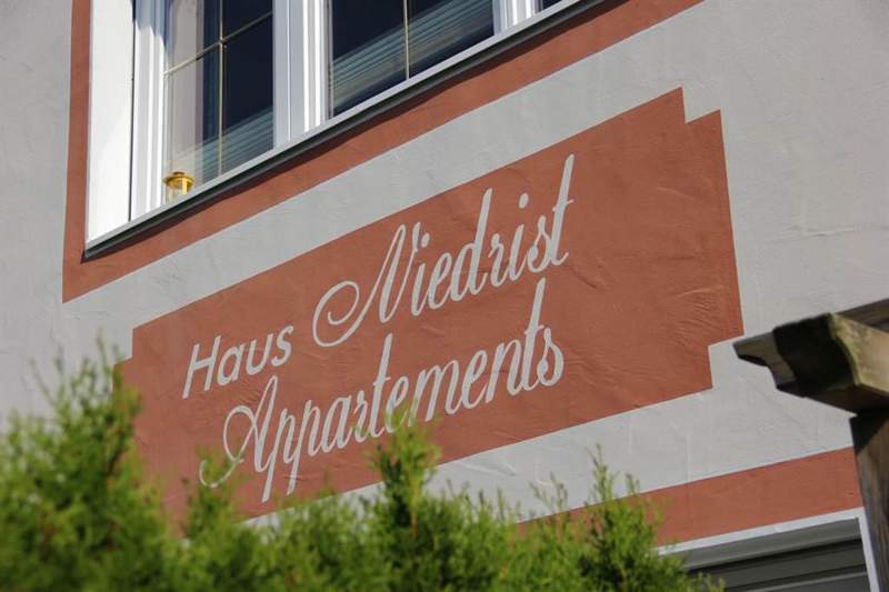 b698d4c9-4b1d-4d87-99c5-0d86e183f3f1