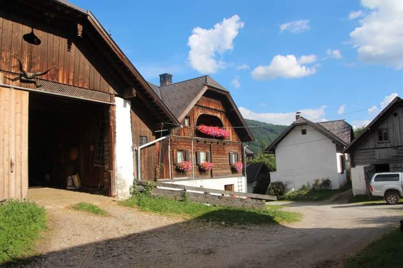 c87272af-838f-4043-a373-7abaf4a7a648