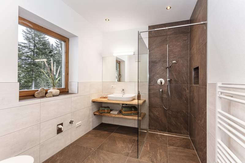 807aa012-59bd-487d-ad65-74302022997b