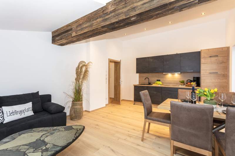 ca258d01-afb0-4111-8184-e242b542578e