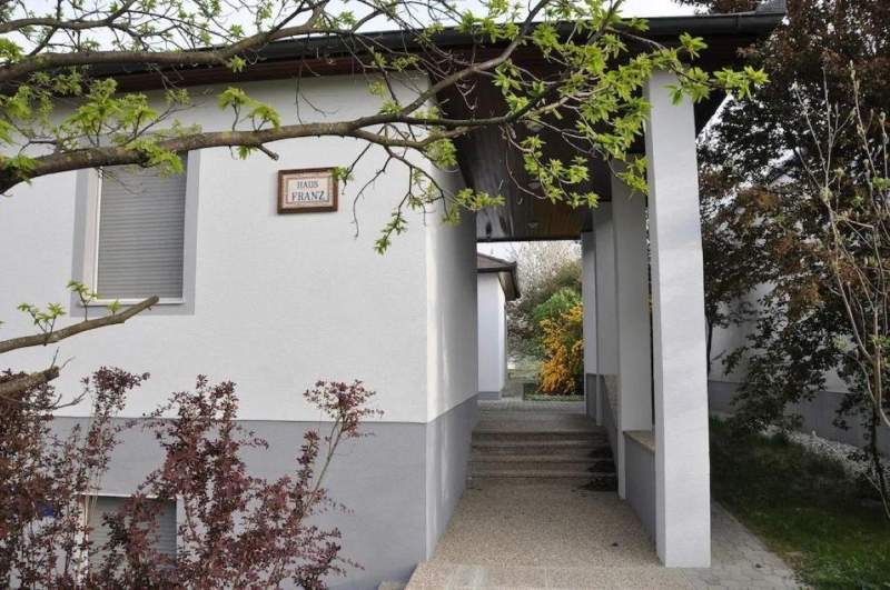 0442ea5b-7749-4566-82e7-3fc90219e7a4