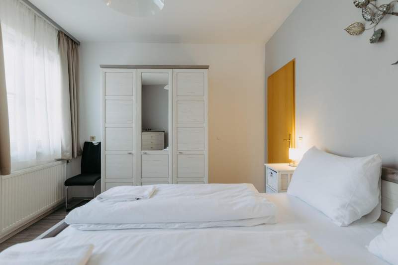 9fe22b2f-3297-4910-90bb-ea93cf065d33