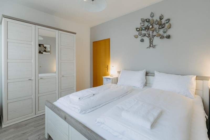 e87f00cd-ab85-4081-96ee-620053ad7285