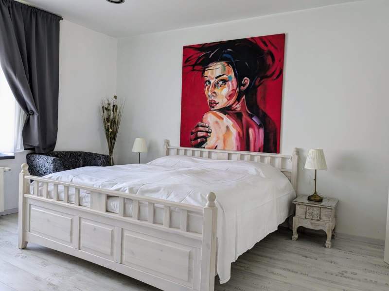 109a9487-9b0e-4371-8b7f-58caea657a07