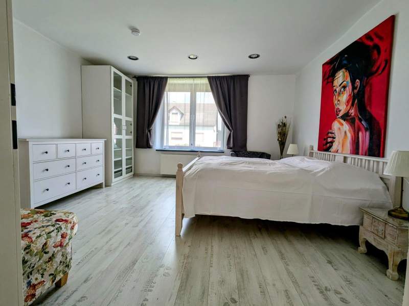 668da7ec-a422-4089-8fb7-06635a1f72b0