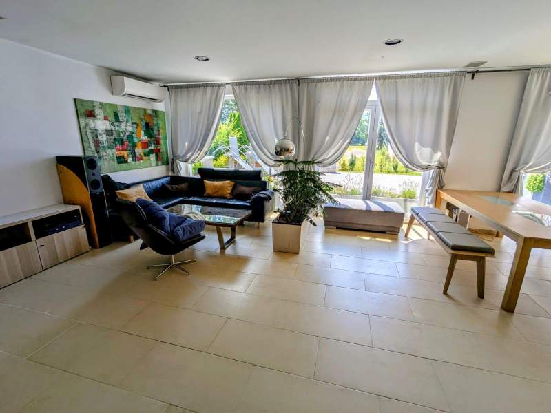 d48abe40-8d4a-47bb-8d26-40ccb1c374ab