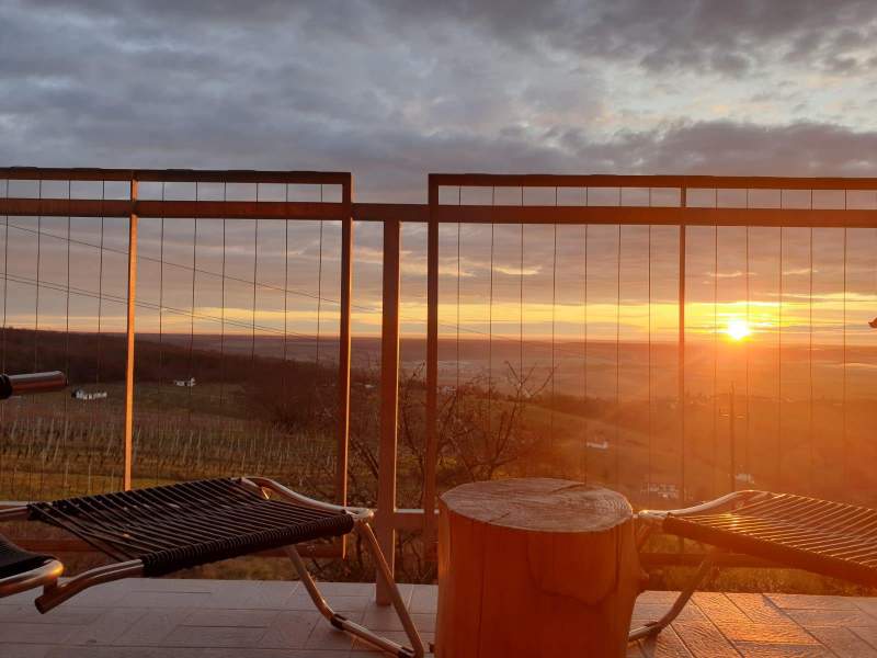 59da0da6-be2b-4602-a245-e1dc0204737f