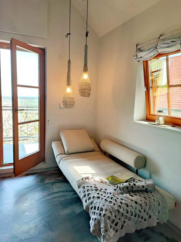 6bc72671-9129-465b-be21-b01e97b8d8a5