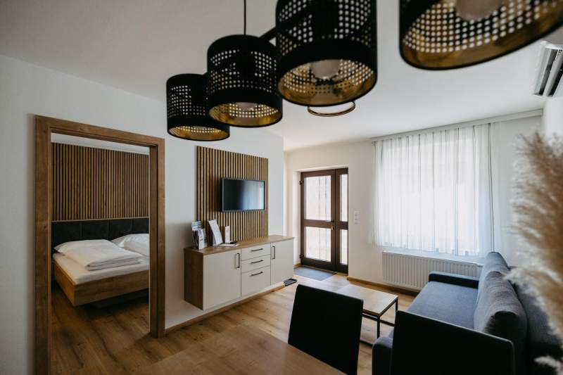 5141e304-3672-402e-b41b-055e244c36de