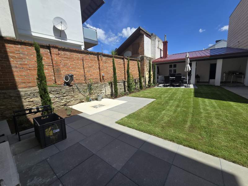 2329c439-3444-4f66-b8d0-f184ee9f35db