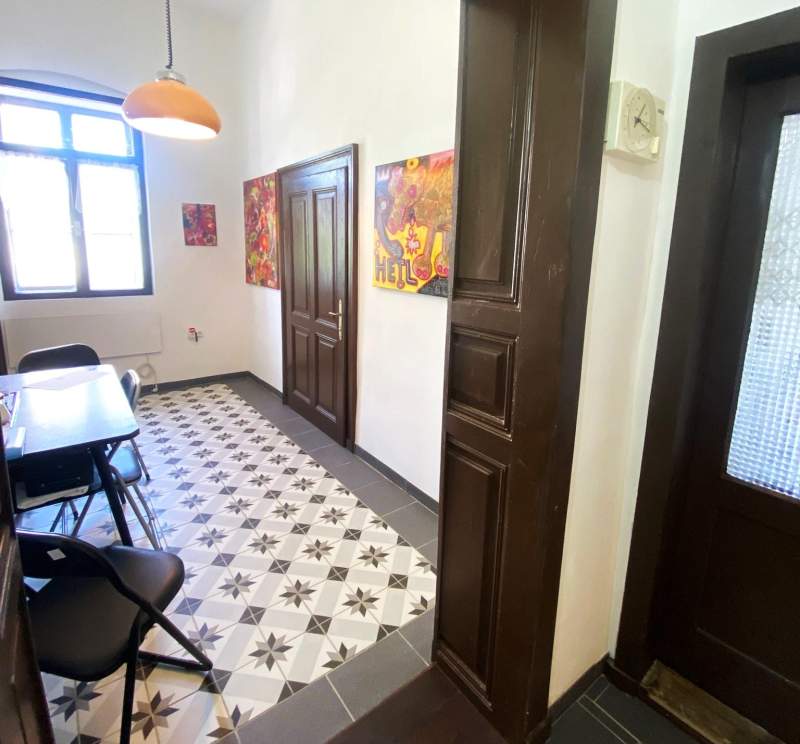 7e9cd965-59ce-466a-9981-2fff6c78c030