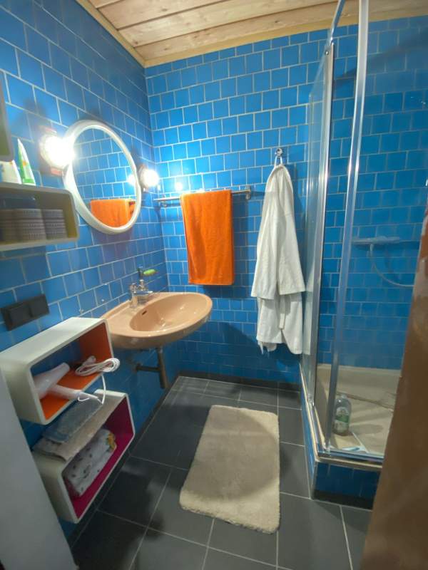 fc14feeb-6ca8-4661-a0c8-91170a18ba49