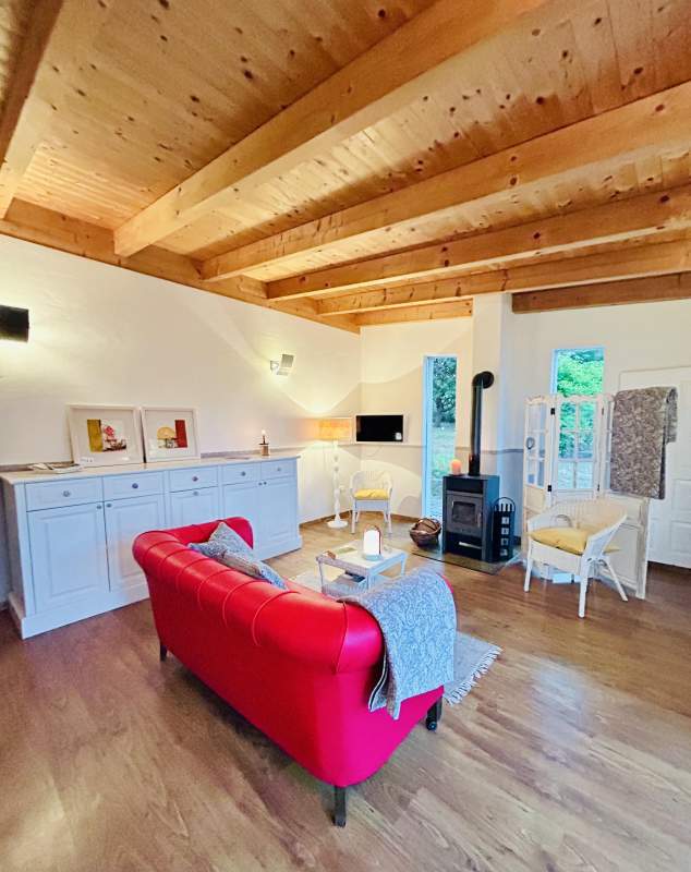 fb51a3a1-a239-42dd-a546-b1f8befc7887