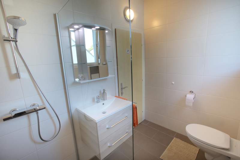 d03ad9f8-eda0-4880-adcf-72317921449c