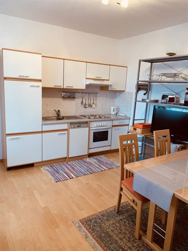 5ff2c2ff-da50-4c6c-8b98-2c9dc989a8e3