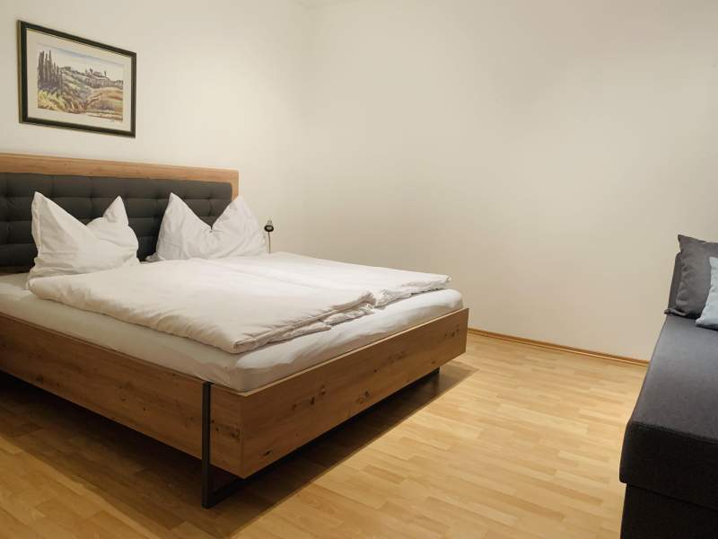 a70ba2da-61f8-4bde-9050-44af1f43e6a7