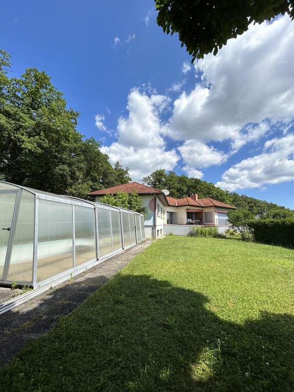 225aa2cb-6429-46a0-8d60-58a6833317a1