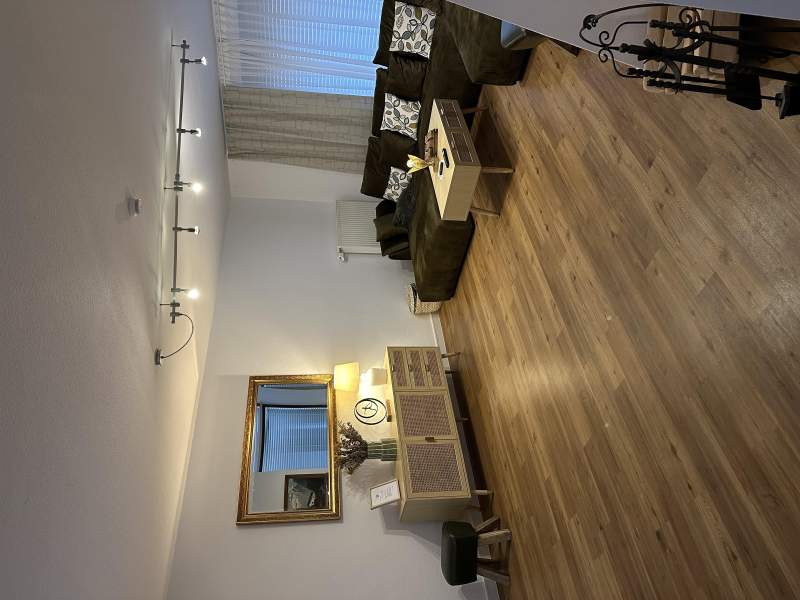 8921300b-3393-4357-958b-ffa40fcdeac3