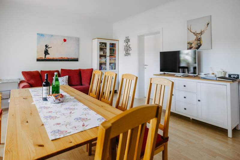 54651137-a5e0-4bd1-a6dd-ffb749f9ec21