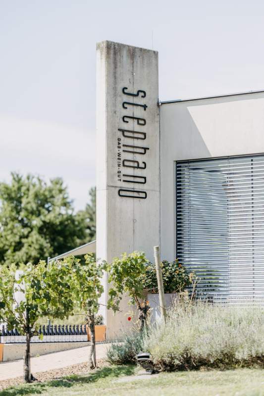 e22cbff9-3a35-45c9-8364-5ae89098f755