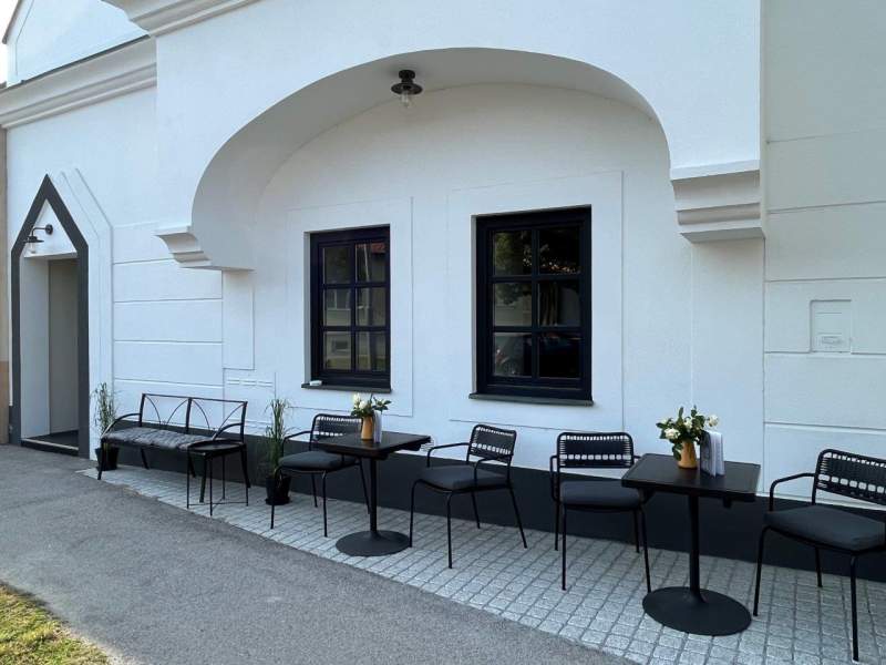 2b947603-2663-4e82-974d-de6f92c02565