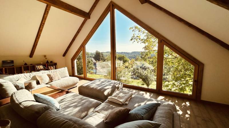 45b5975a-761b-436f-9c67-1b8415e6d7a4