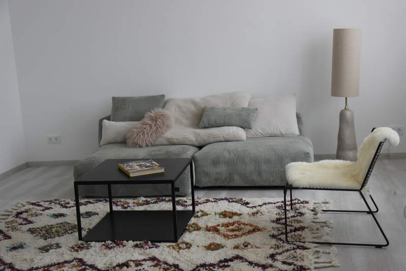 e8b91221-4b58-46d8-8005-d764a9c4c59f