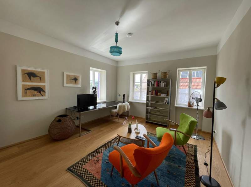 01bc2ed9-3f7f-4d34-895f-25eb9a510db6