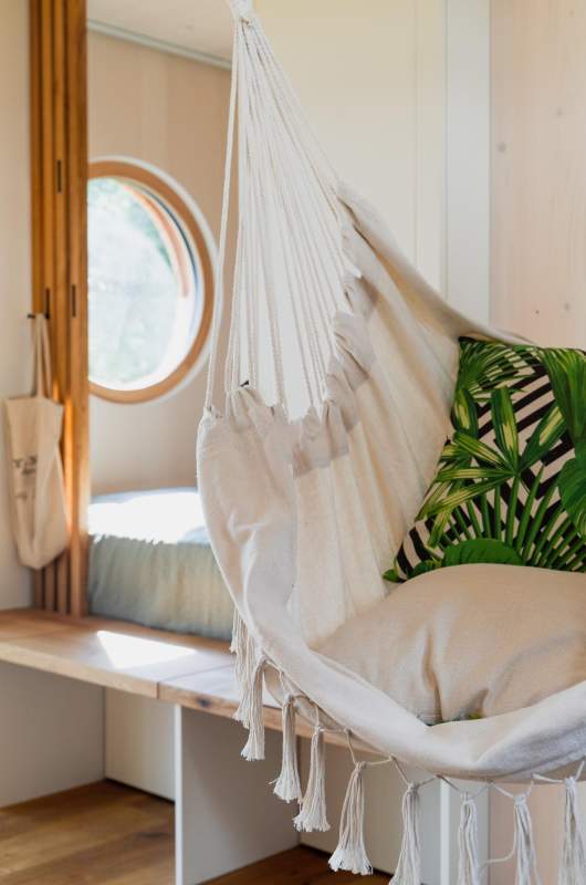 7e2ce6d9-89a1-48f6-b5fb-628d415b71c5