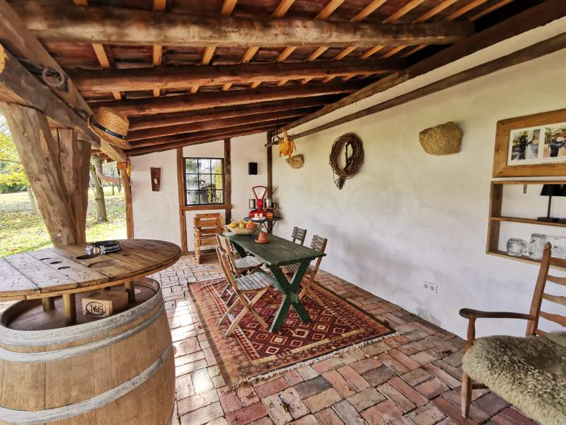 f714eb93-2131-4546-ab58-5366f2cf81f5