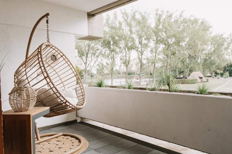 7f1caae9-556a-4b65-9220-9c96386d5bb8