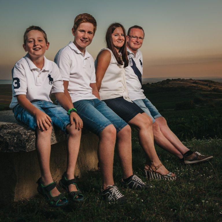 aa66d3e5-0fbf-463d-9771-646407d8b272