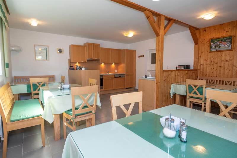 e3cde012-3fb3-46ed-b8e5-259c4c25fffc