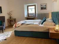 room_image.jpg