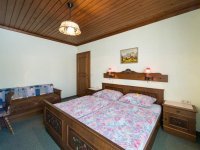 room_image.jpg
