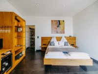 room_image.jpg