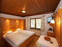 room_image.jpg