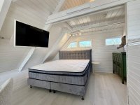 room_image.jpg
